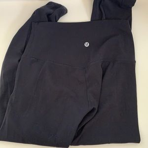 5 pairs of lululemon aligns size 6!